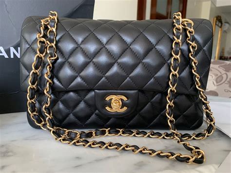 valor da bolsa da chanel original|bolsas chanel pre owned.